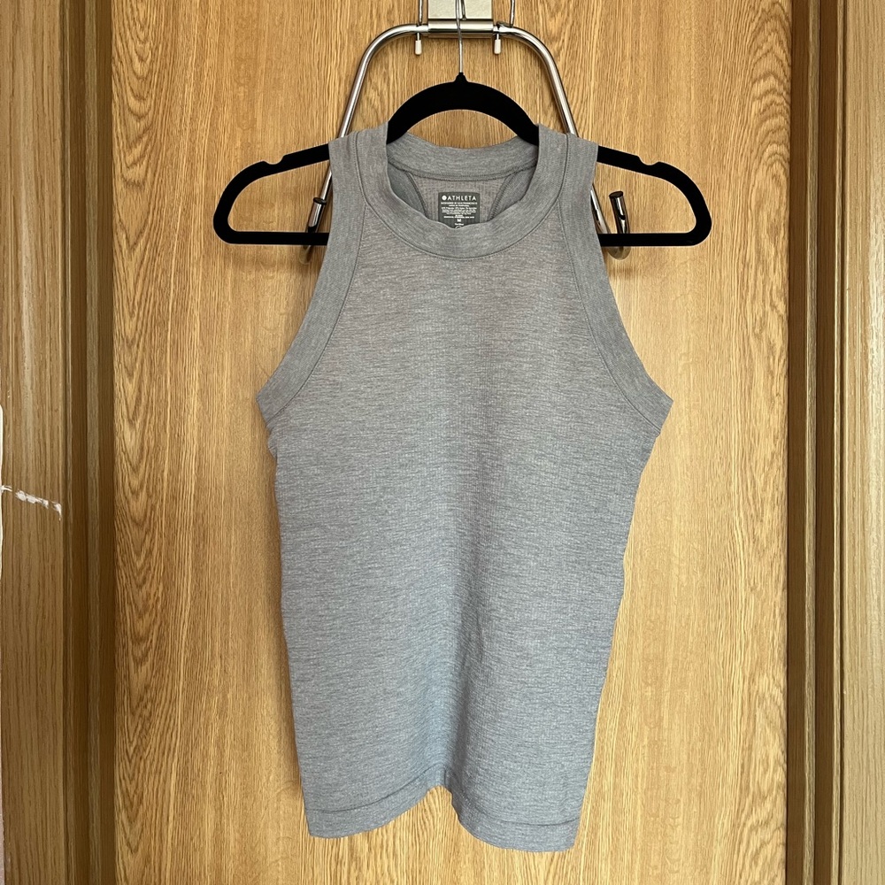 Women’s Gray Athleta Tank Top SIZE MEDIUM